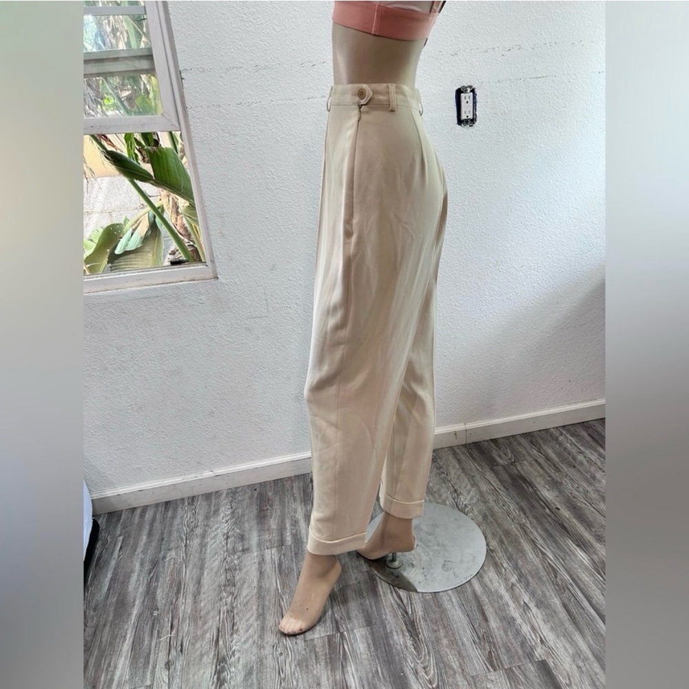 Tailored High-Waist Straight Pants in Cream